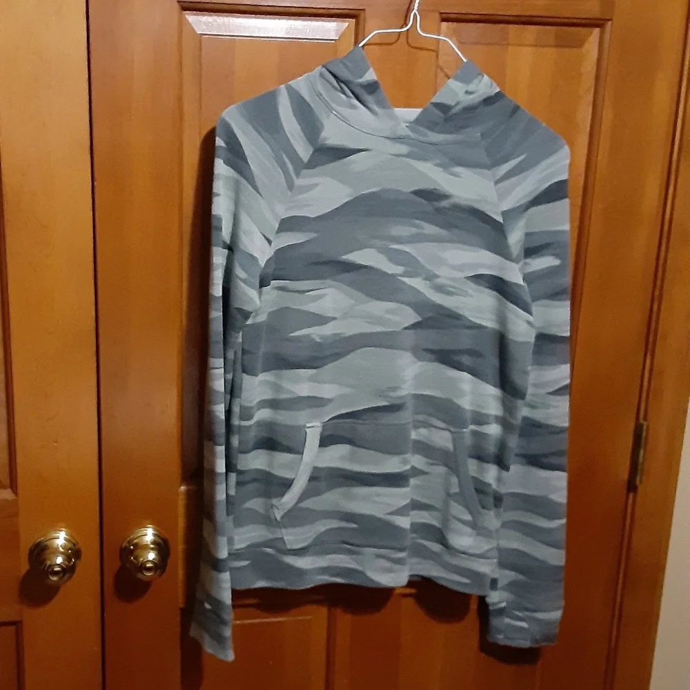 Athleta Girl In Your Element Cascade Green Camouflage Hoodie